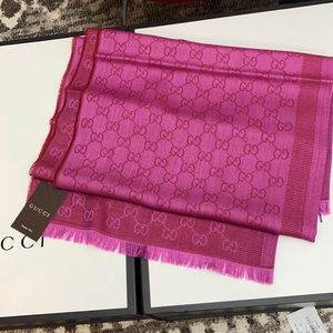 GUCCI Logo Scarf Shawl 🧡